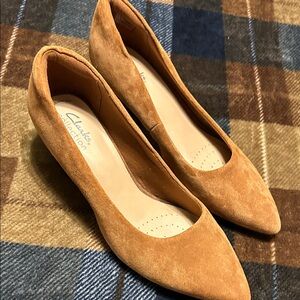 Clarks Women's Brown Suede Loafers